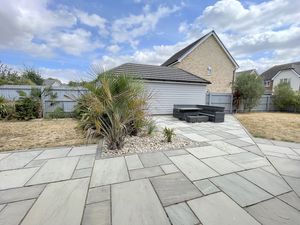 Winterbourne Gardens- click for photo gallery